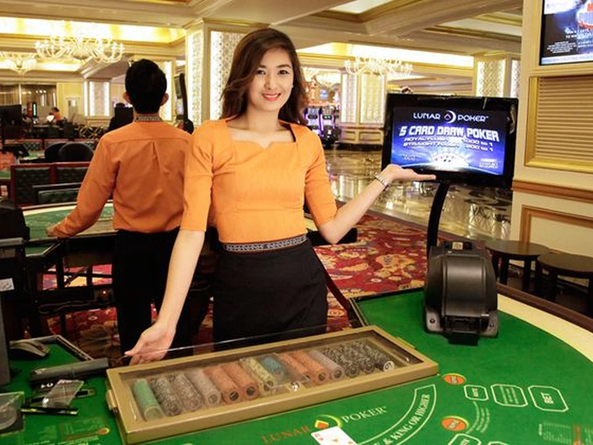 Suasana permainan kasino dan hiburan LG111